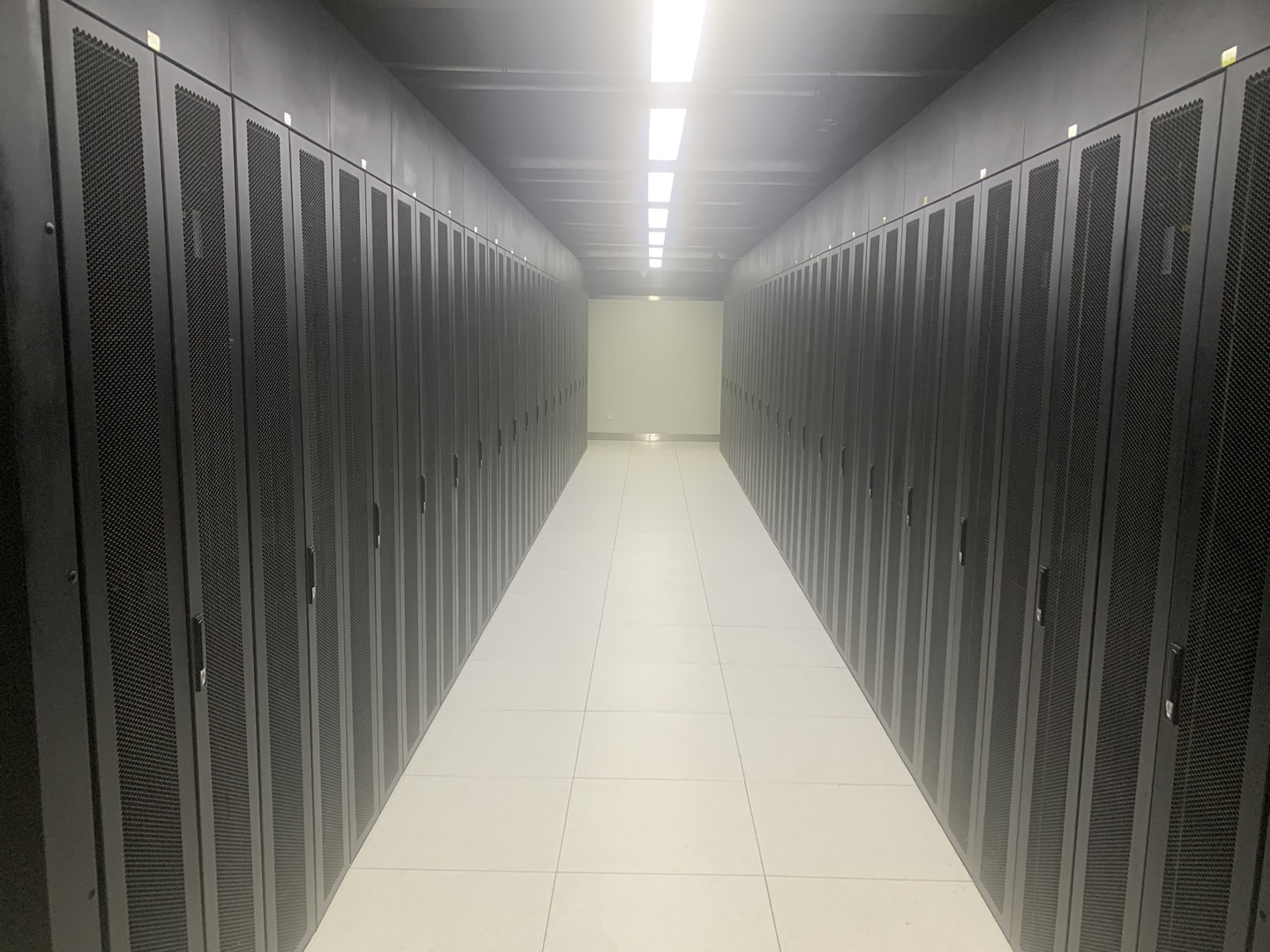 北京亦庄机房服务器托管价格 